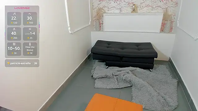 Ninablaze1's Webcam Show