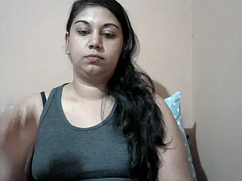 Chatroom XXX en direct de bellachow10