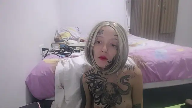 barbara_anal_squirt_ élő XXX-chatje