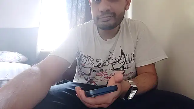 YakisikliSikici Adlı Modelin Canlı XXX Sohbeti