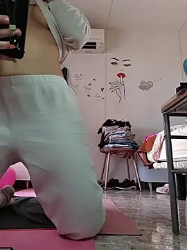 SweetSun69's Live XXX Chat