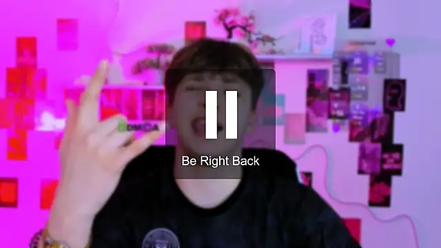 travis_wolf_'s Live XXX Chat