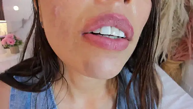 Chat XXX en directo de hannahill69