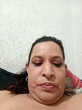 Camil4_milf_1: онлайн-секс-чат