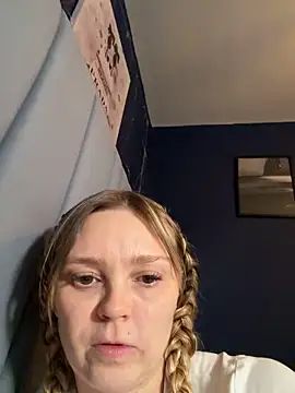 Sky25x: вебкам-шоу