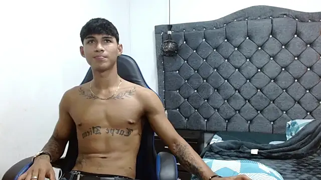 luka_big18's Live XXX Chat