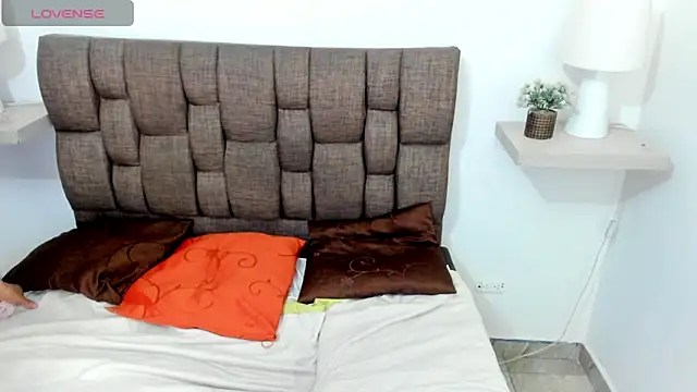 Živý XXX chat casey_jamess