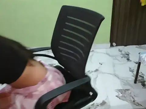 babycharu – Naživo XXX chat