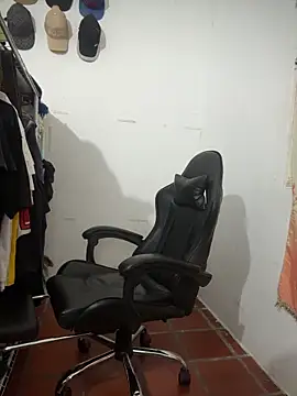 Leal_777 Webcam show