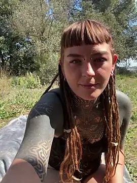 Chat +18 de HornyHippy1 ao vivo