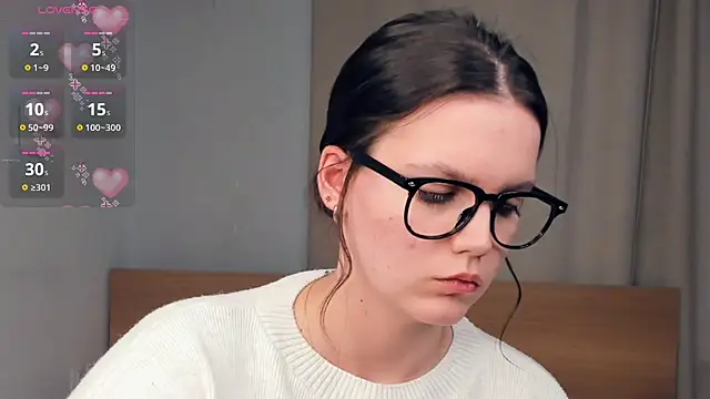 JuliannPaysour Live XXX-chat