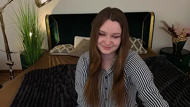 Онлайн чат XXX MagicPeachh_