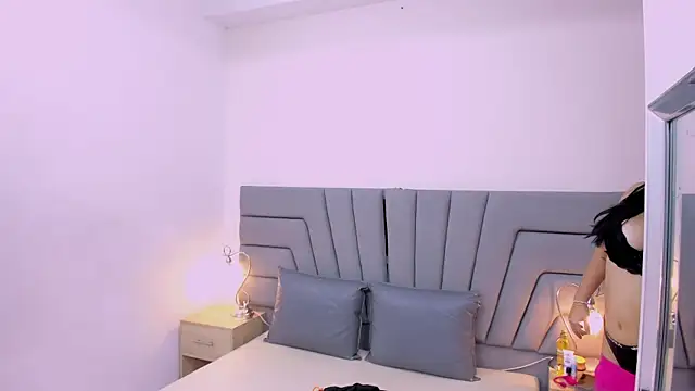 Živý XXX chat JhoanAndScarlet