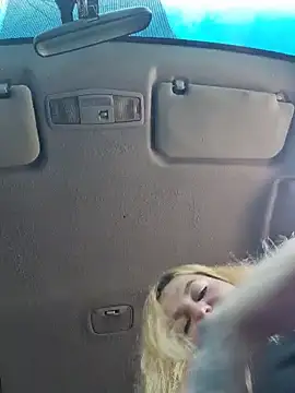 LianaJu: онлайн-секс-чат