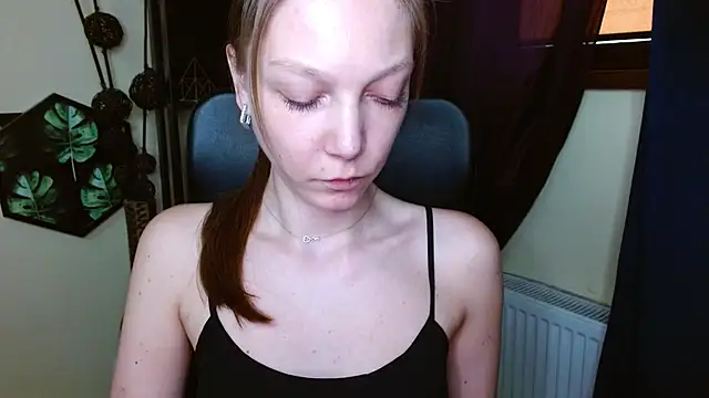 EmillyPlay's Live XXX Chat