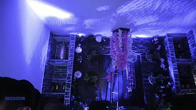 Rpoolrboy 即時 XXX 聊天