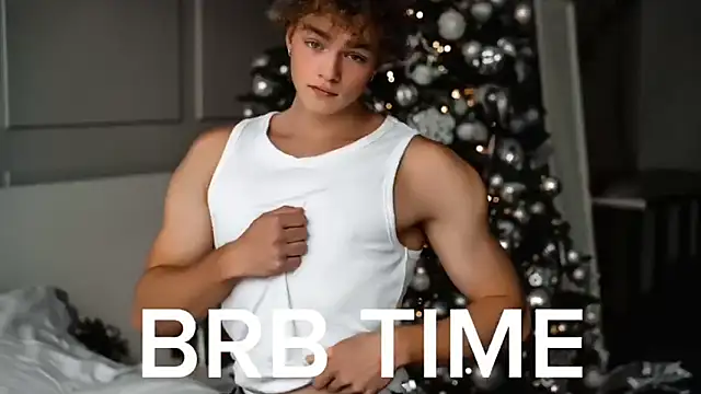 ChaseMuscularのライブXXXチャット