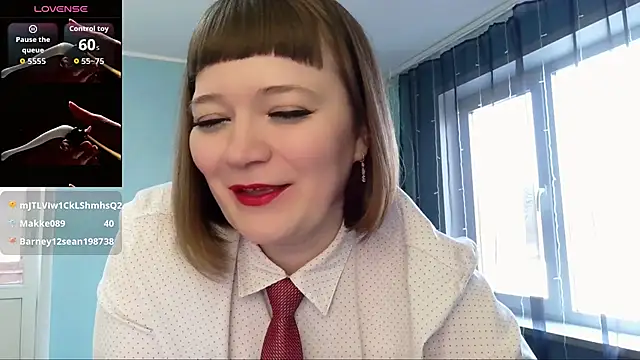 LizaMilfa 网络视讯表演