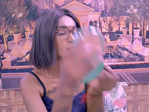 XXX chat uživo modela IndianRebel4u2Luv