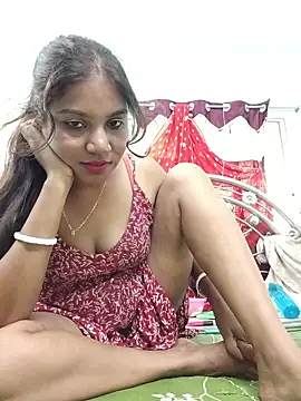 Angel_-lisha: διαδικτυακό σόου στην κάμερα