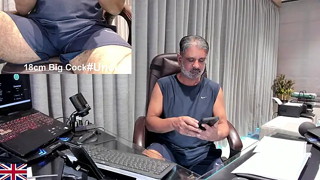 Chat XXX ao vivo de OnlineBossUK