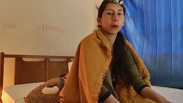 MoonLipsON-'s Live XXX Chat