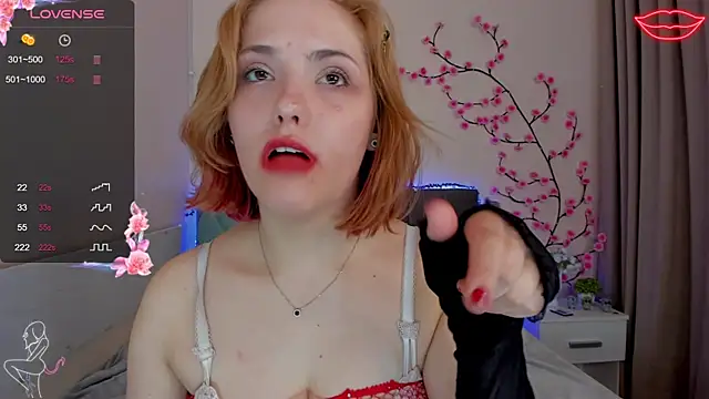 Chat XXX en directo de DellaRows