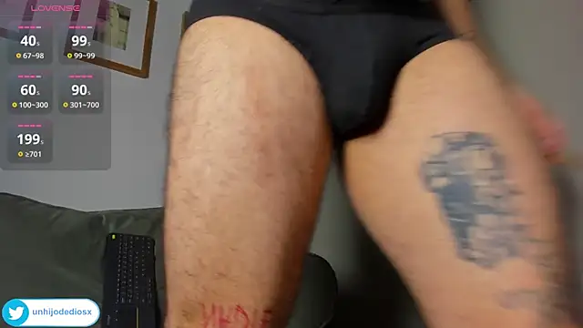 Ackerman_Eren_'s Live XXX Chat