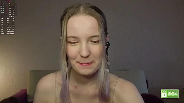 HongTomczak Adlı Modelin Canlı XXX Sohbeti