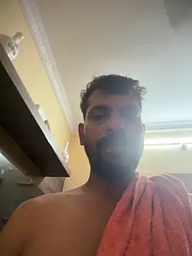 Stoner-boii-Cloudy-arhan Show Webcam