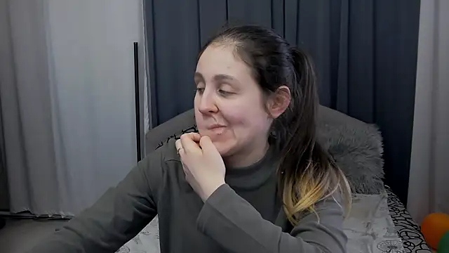 Holliy_Cooper's Live XXX Chat