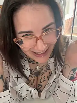 Онлайн чат XXX NyxTattoo