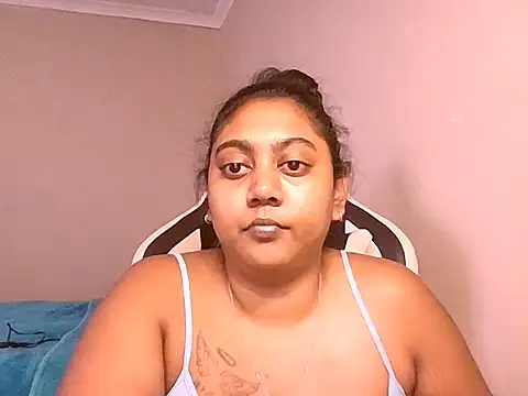 Živý XXX chat Indian_Ruby99