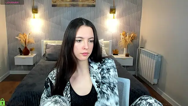 elise_robbie's Live XXX Chat