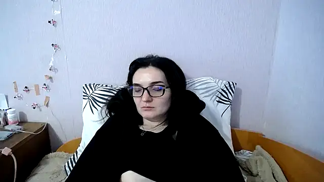 Shiny_gine Chat XXX in diretta