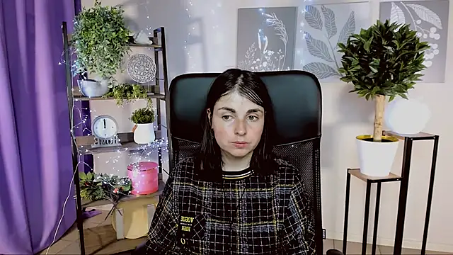 Онлайн чат XXX MartaEdams