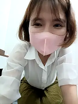 Emma_Linh 现场XXX聊天