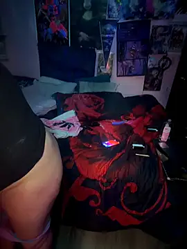 Milfshortcakes' Live XXX Chat