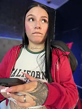 Megaan__More's Live XXX Chat