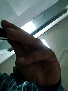 aflatoon121 webkamerás műsora