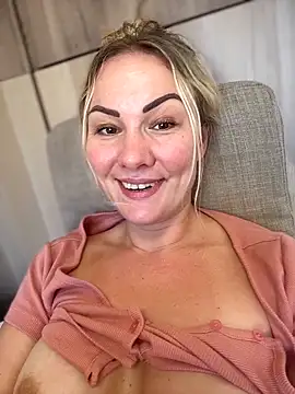 Czat XXX na żywo – NastyMilf_