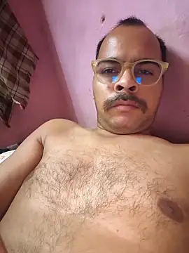 XXX chat uživo modela Vickyrajput009