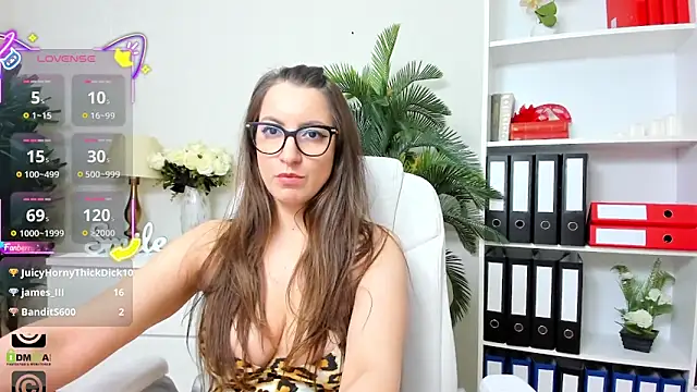 amayawest's Live XXX Chat