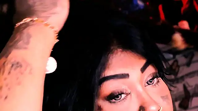 indian_dreamgirl's Webcam Show