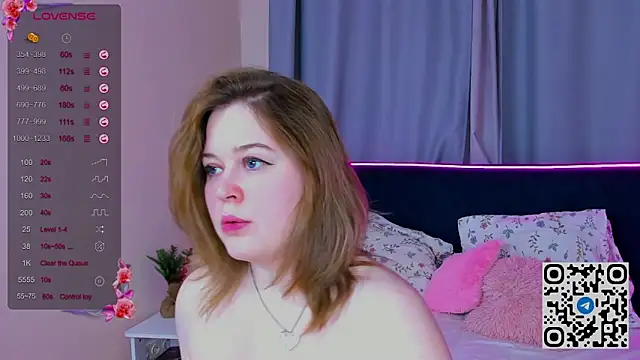 HelenHartt live XXX chat