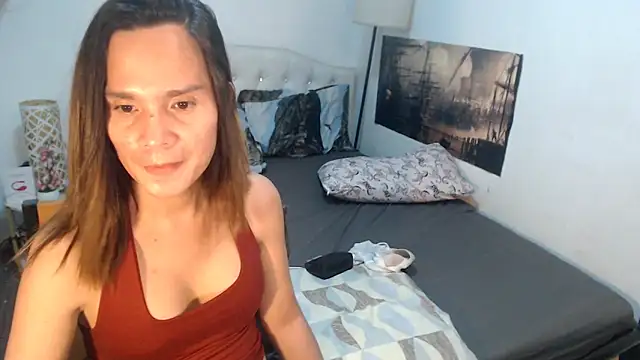 NinaDOM4CUM Show Webcam