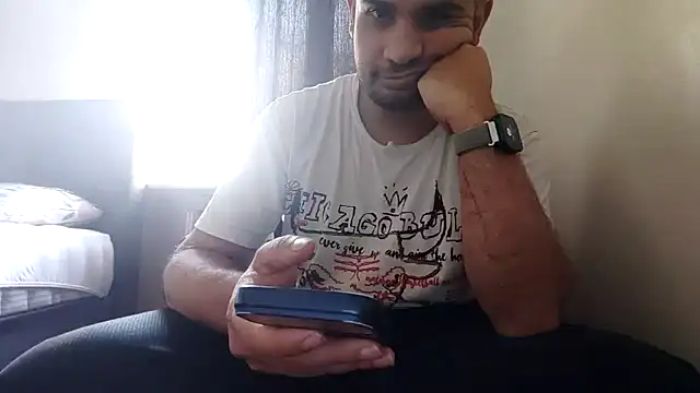 Czat XXX na żywo – YakisikliSikici