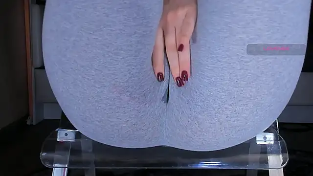 Cameltoe_squirt_inPants Adlı Modelin Canlı XXX Sohbeti