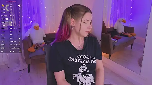 Chat XXX en directo de Mira_Falls