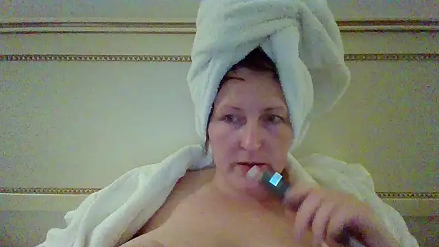 AllaSowinskaya – Live XXX-chat